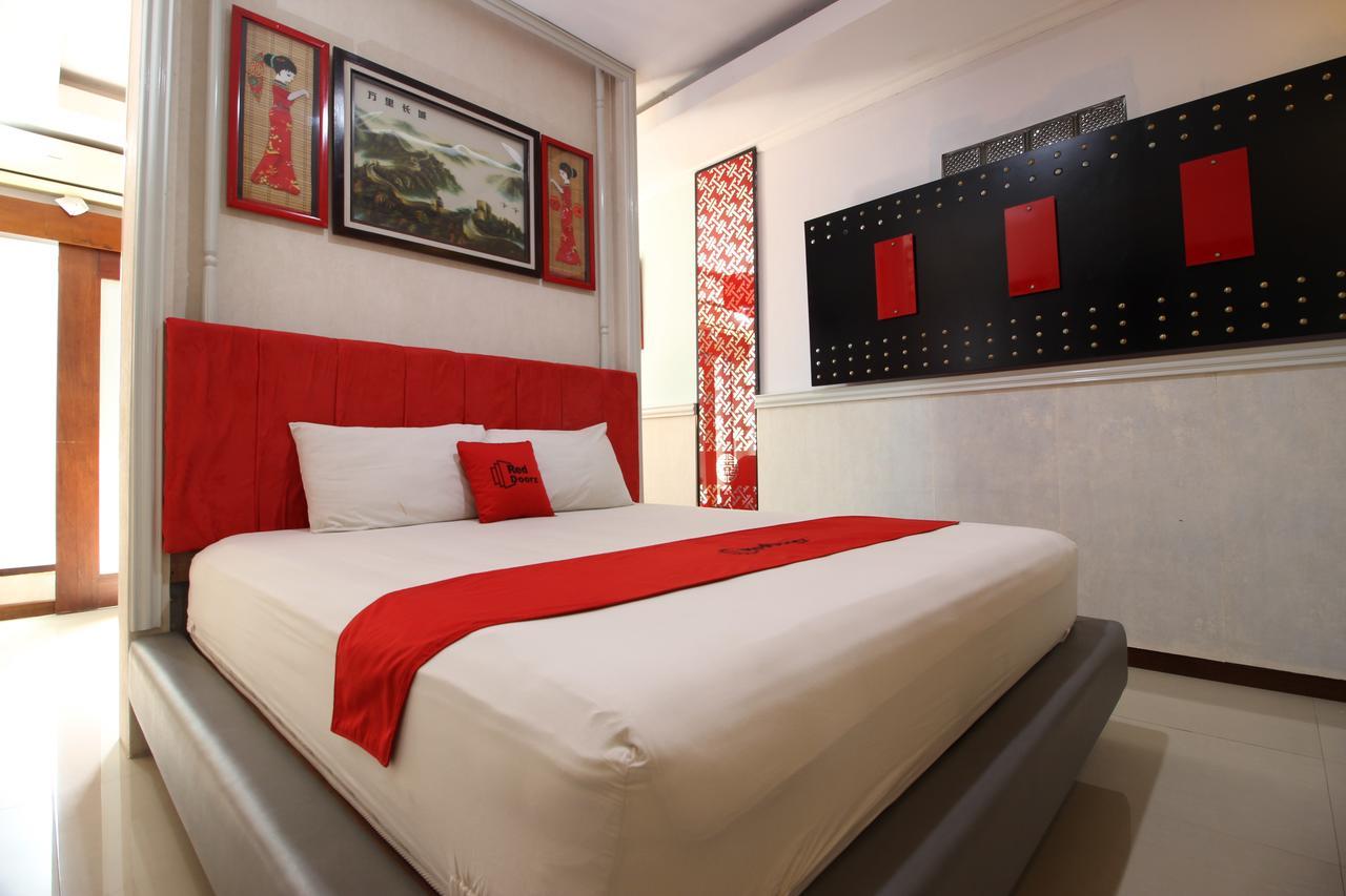 Reddoorz Plus Near Tugu Jogja 2 Yogyakarta Exterior photo
